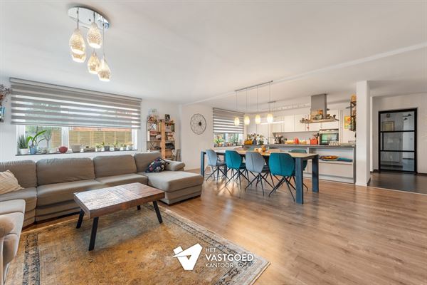 PERFECT ONDERHOUDEN EN ENERGIEZUINIG GELIJKVLOERS APPARTEMENT (165M²) EN TUIN TE BERINGEN
