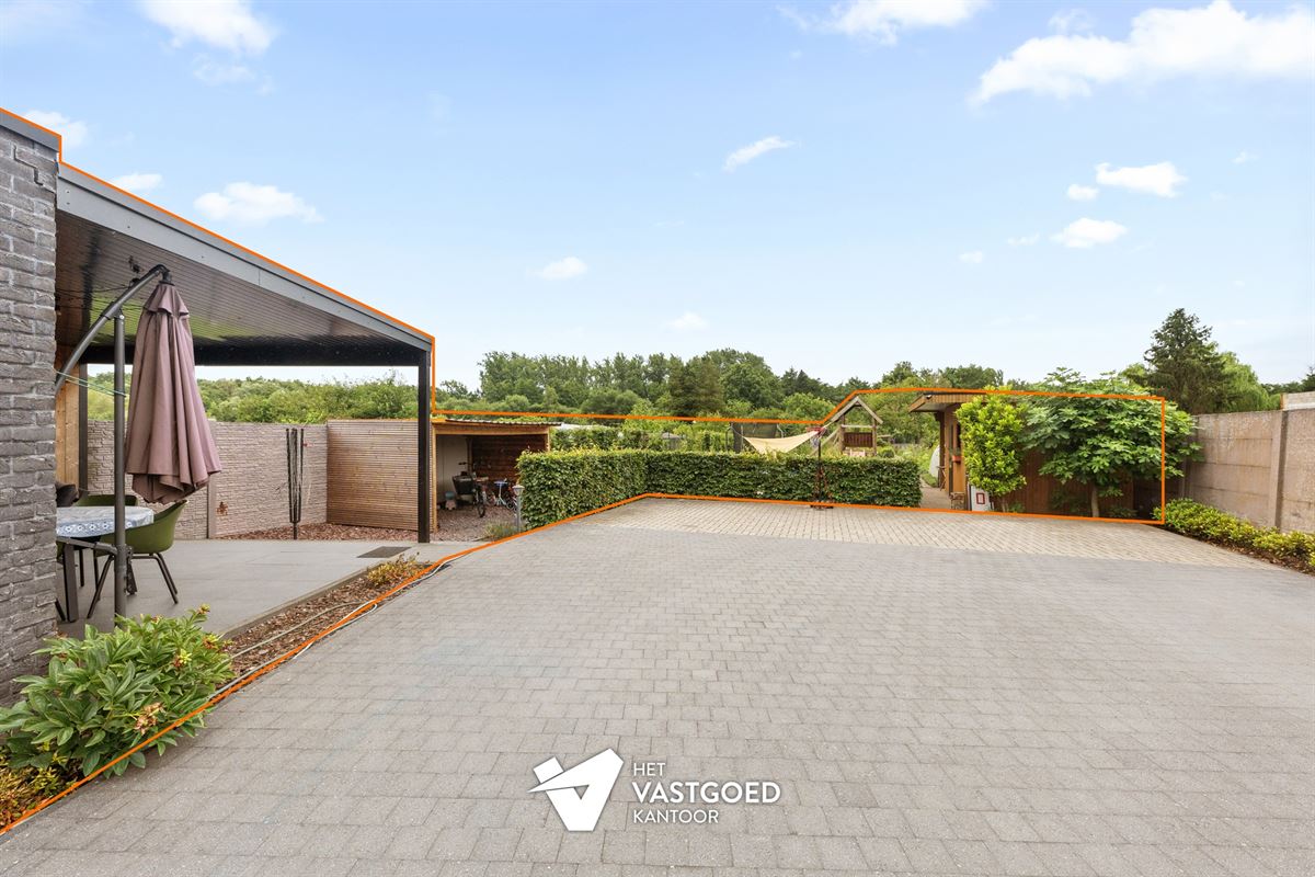 PERFECT ONDERHOUDEN EN ENERGIEZUINIG GELIJKVLOERS APPARTEMENT (165M²) EN TUIN TE BERINGEN