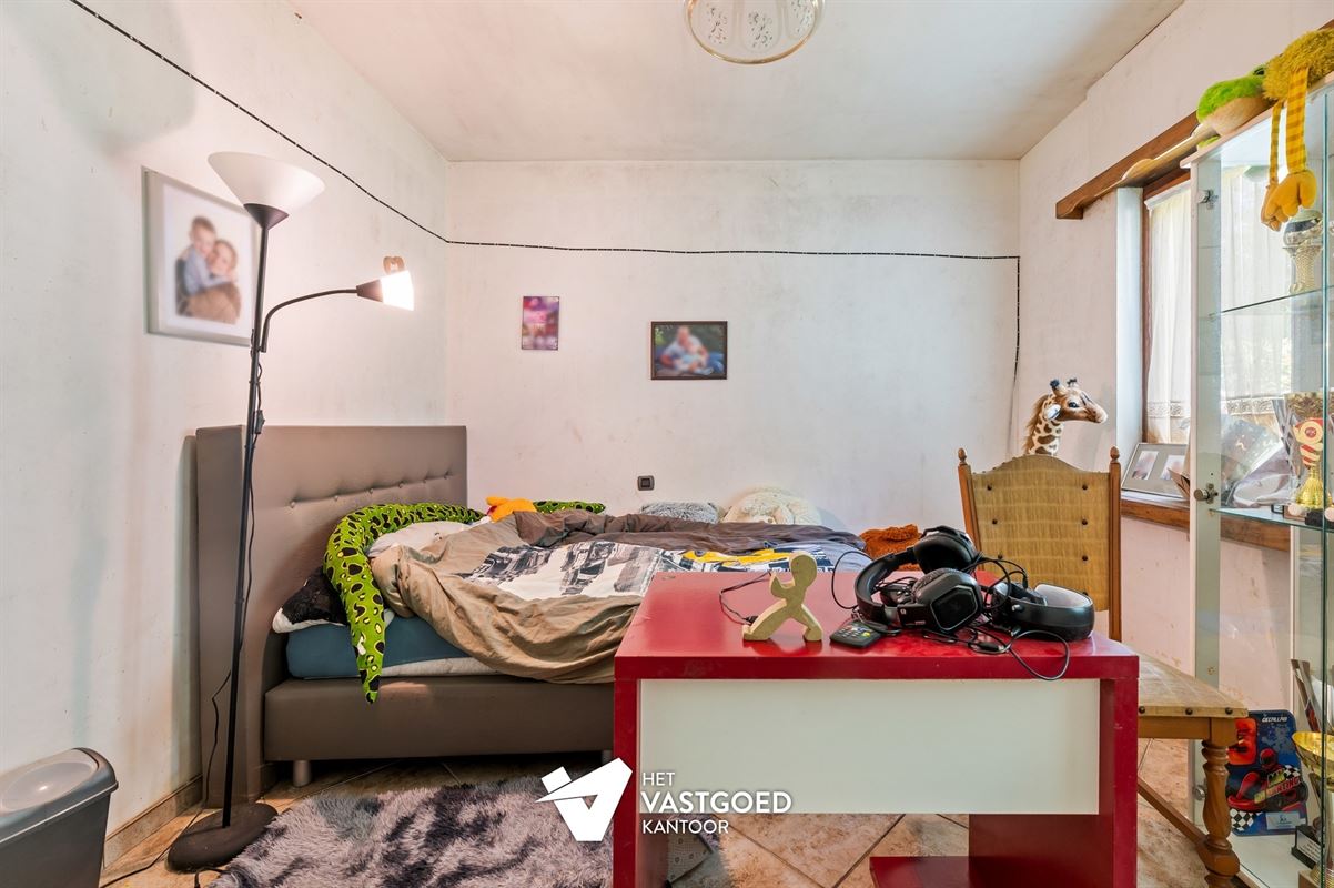 GELIJKVLOERSE WONING OP PRACHTIGE LIGGING OP 3060M2