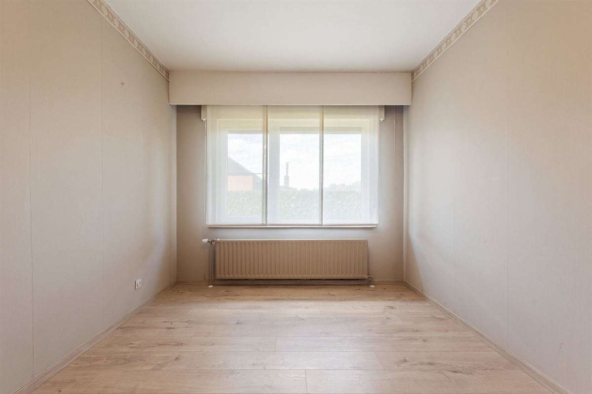 INSTAPKLARE GELIJKVLOERSE WONING OP RUSTIGE LIGGING