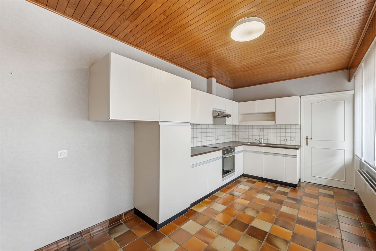 INSTAPKLARE GELIJKVLOERSE WONING OP RUSTIGE LIGGING