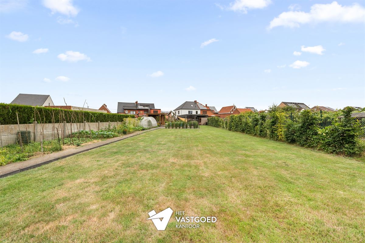 PERFECT ONDERHOUDEN EN ENERGIEZUINIG GELIJKVLOERS APPARTEMENT (165M²) EN TUIN TE BERINGEN