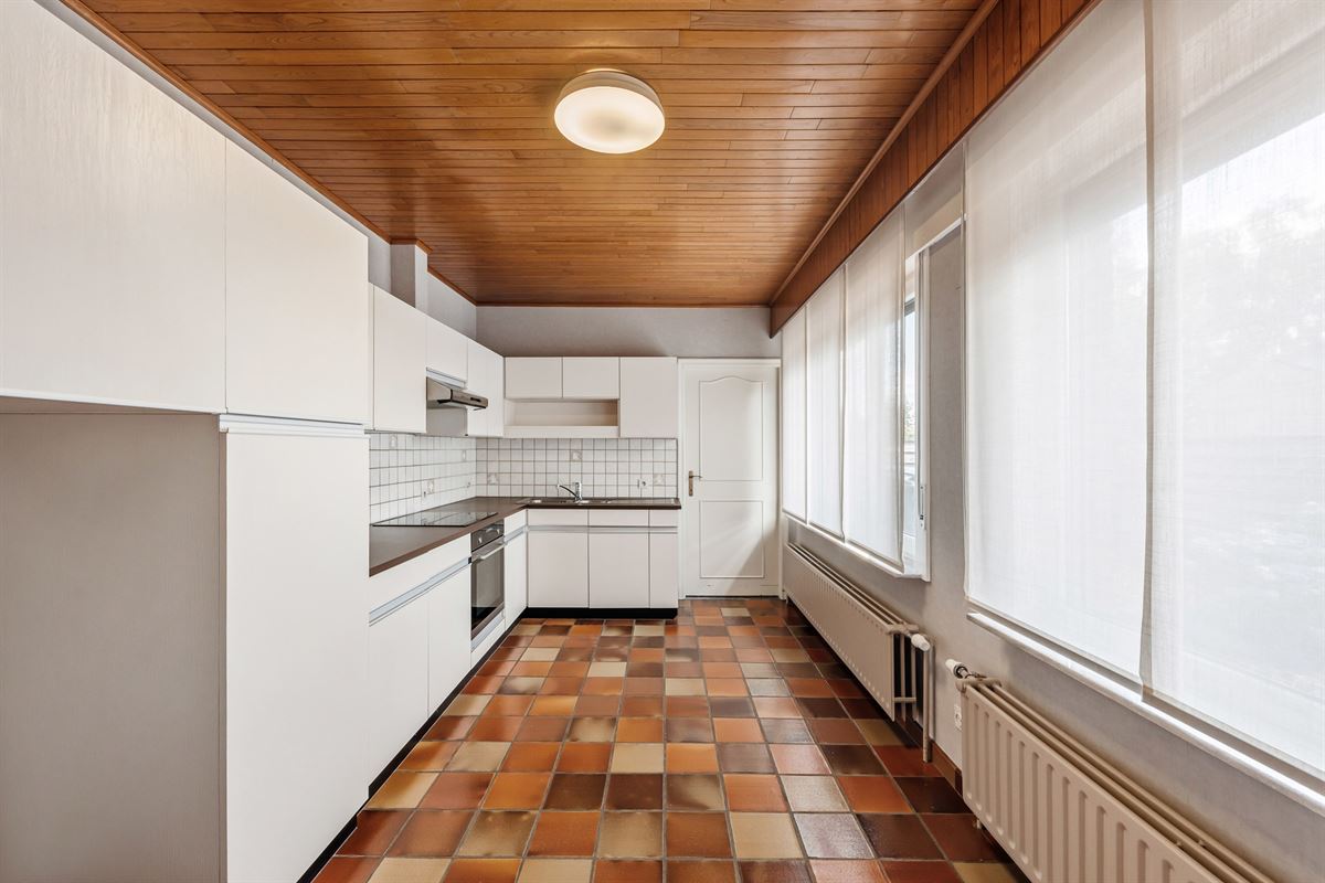 INSTAPKLARE GELIJKVLOERSE WONING OP RUSTIGE LIGGING