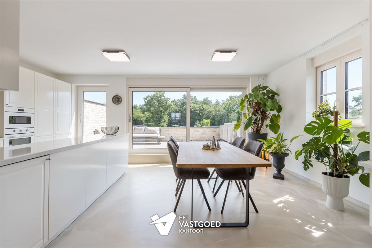 MODERNE EN ENERGIEZUINIGE KANGOEROEWONING OP UNIEKE LOCATIE IN MOL-RAUW