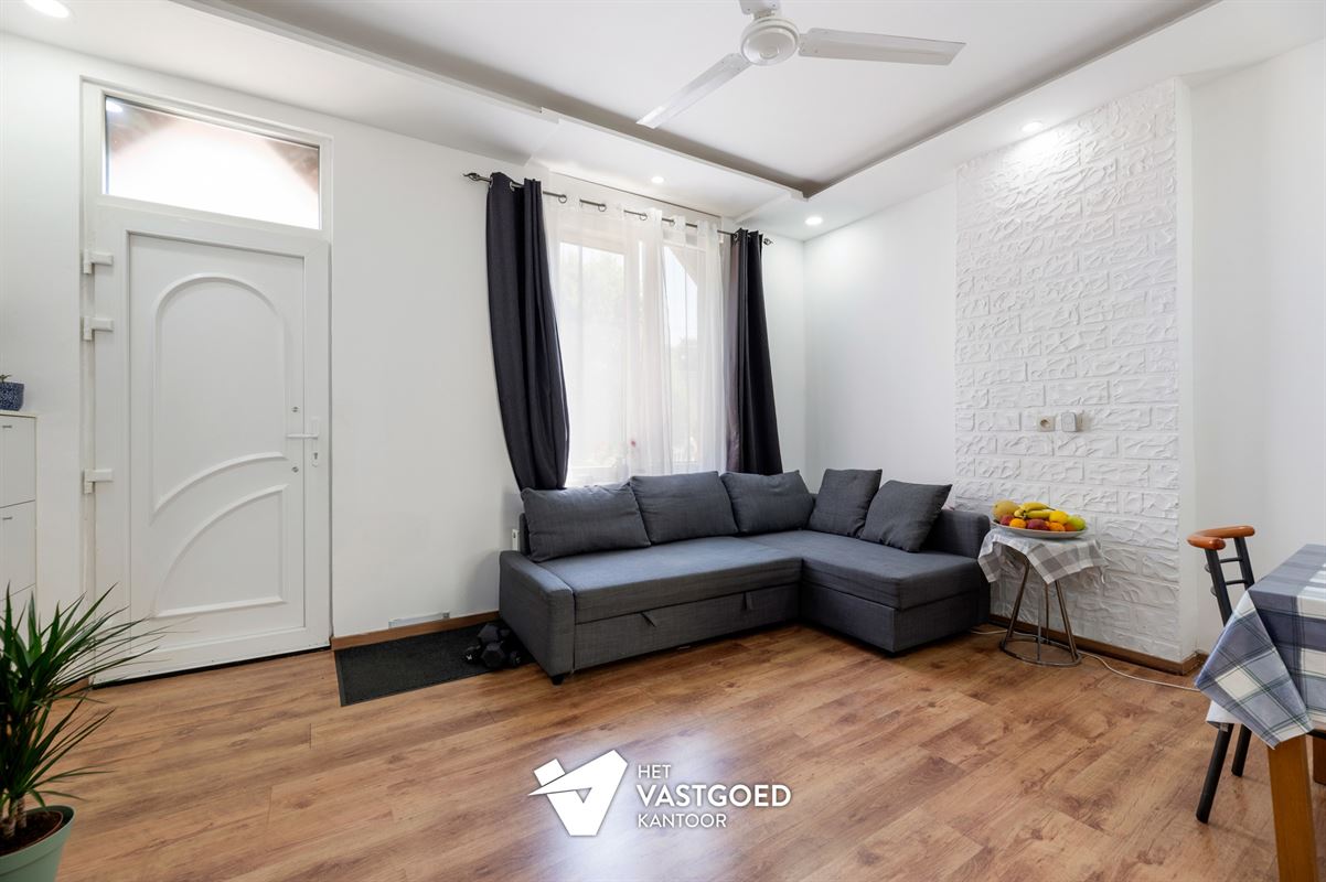 RECENT GERENOVEERDE WONING (172M²) MET 3 SLAAPKAMERS EN GEZELLIGE STADSTUIN TE MOLENSTEDE