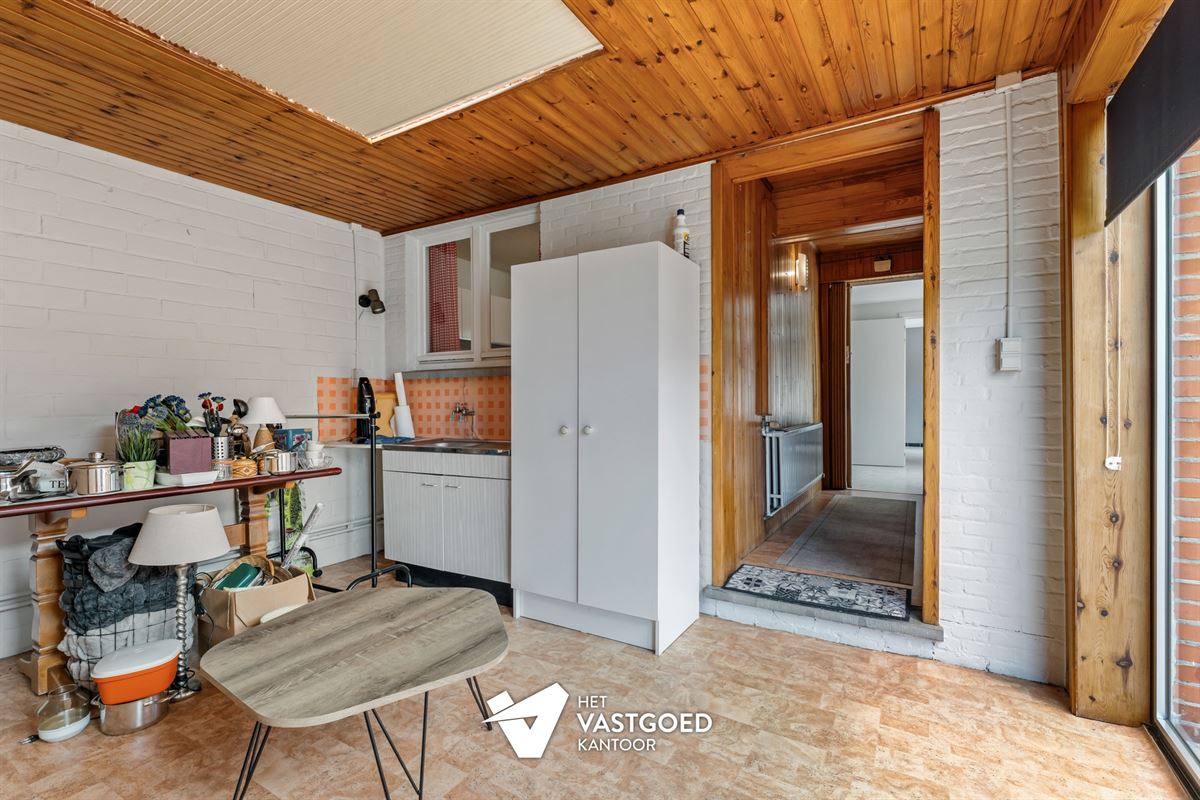 VERRASSEND RUIME OP TE FRISSEN WONING RUSTIG GELEGEN OP EEN PERCEEL VAN 5A32CA TE BEVERLO
