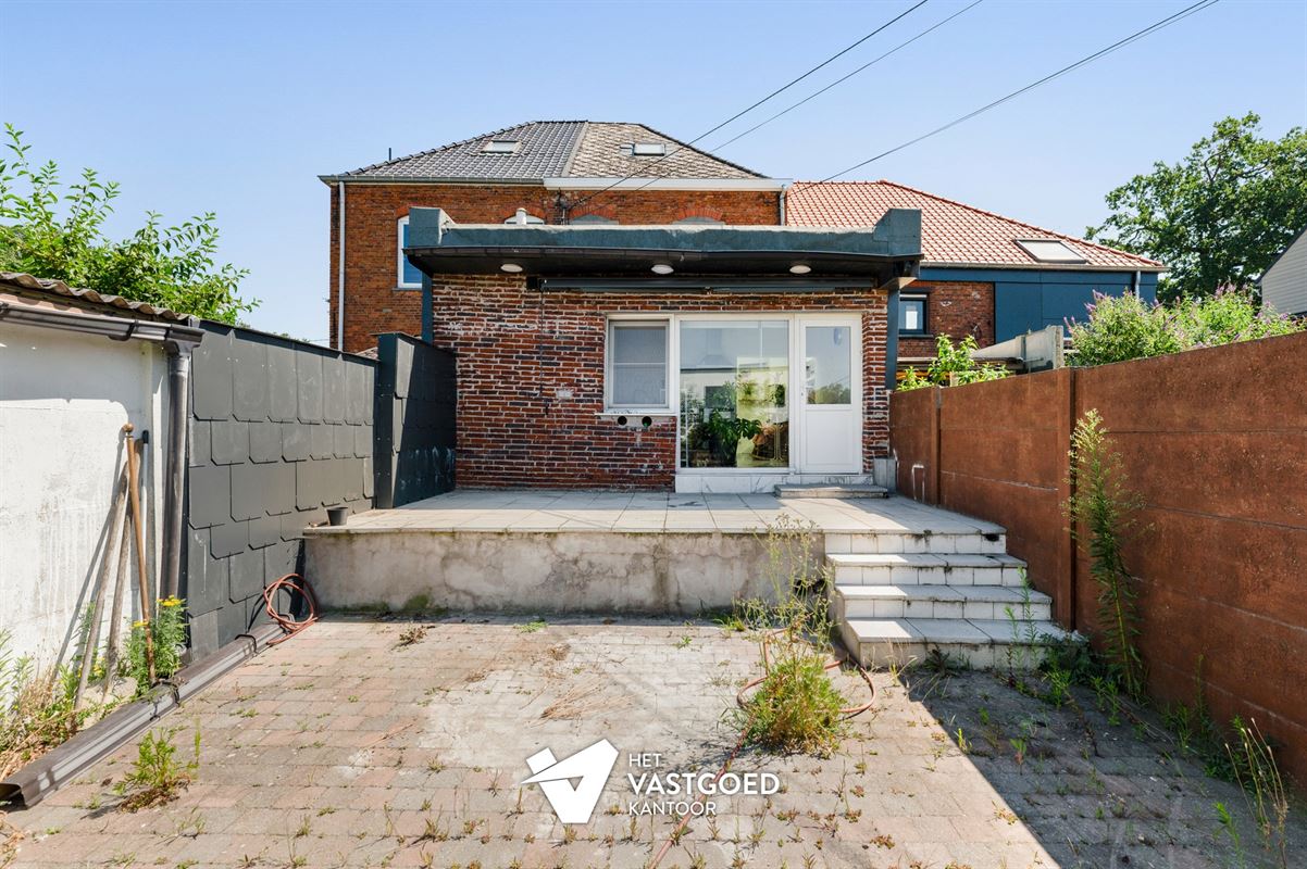 RECENT GERENOVEERDE WONING (172M²) MET 3 SLAAPKAMERS EN GEZELLIGE STADSTUIN TE MOLENSTEDE