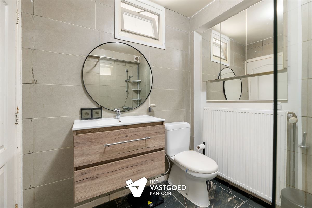 RECENT GERENOVEERDE WONING (172M²) MET 3 SLAAPKAMERS EN GEZELLIGE STADSTUIN TE MOLENSTEDE