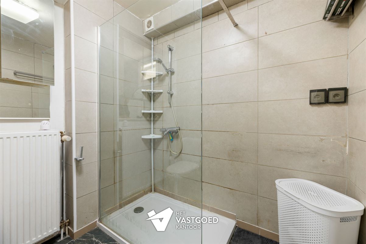 RECENT GERENOVEERDE WONING (172M²) MET 3 SLAAPKAMERS EN GEZELLIGE STADSTUIN TE MOLENSTEDE