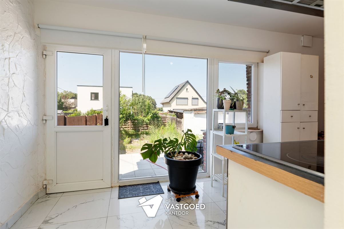 RECENT GERENOVEERDE WONING (172M²) MET 3 SLAAPKAMERS EN GEZELLIGE STADSTUIN TE MOLENSTEDE