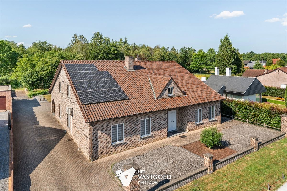 ZEER RUIME WONING MET 5 SLAAPKAMERS UITERST RUSTIG GELEGEN OP EEN PERCEEL VAN 1415 M² TE BERINGEN