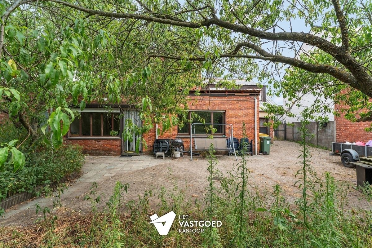 KARAKTERVOLLE RENOVATIEWONING MET 3 SLAAPKAMERS EN VEEL POTENTIEEL IN BALEN