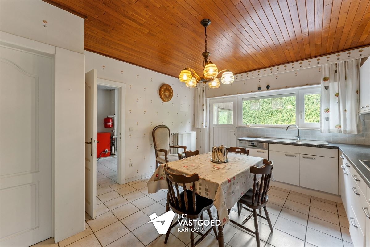 TE RENOVEREN KNUSSE WONING MET TUIN VAN 48A90CA EN LOODS EN GARAGE TE KAGGEVINNE