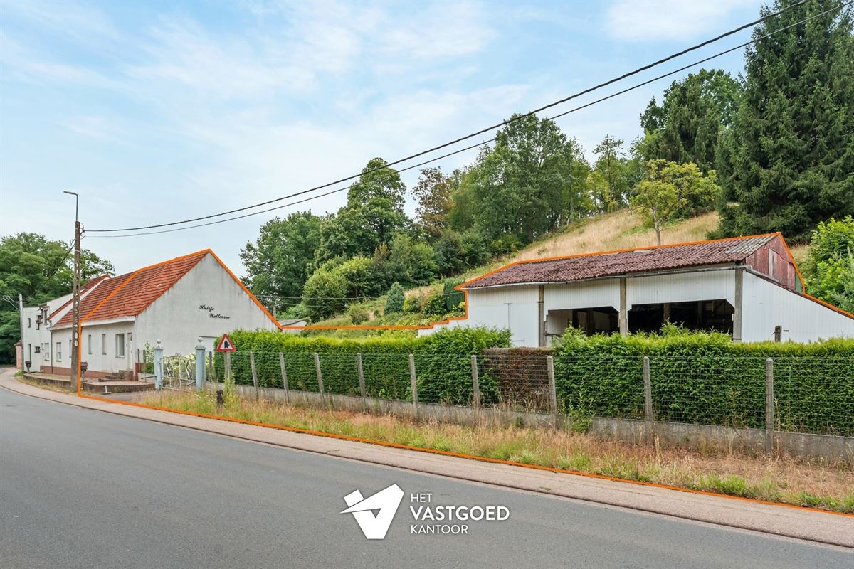 TE RENOVEREN KNUSSE WONING MET TUIN VAN 48A90CA EN LOODS EN GARAGE TE KAGGEVINNE