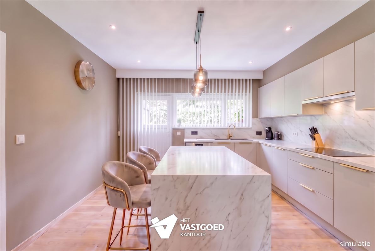 TE RENOVEREN KNUSSE WONING MET TUIN VAN 48A90CA EN LOODS EN GARAGE TE KAGGEVINNE