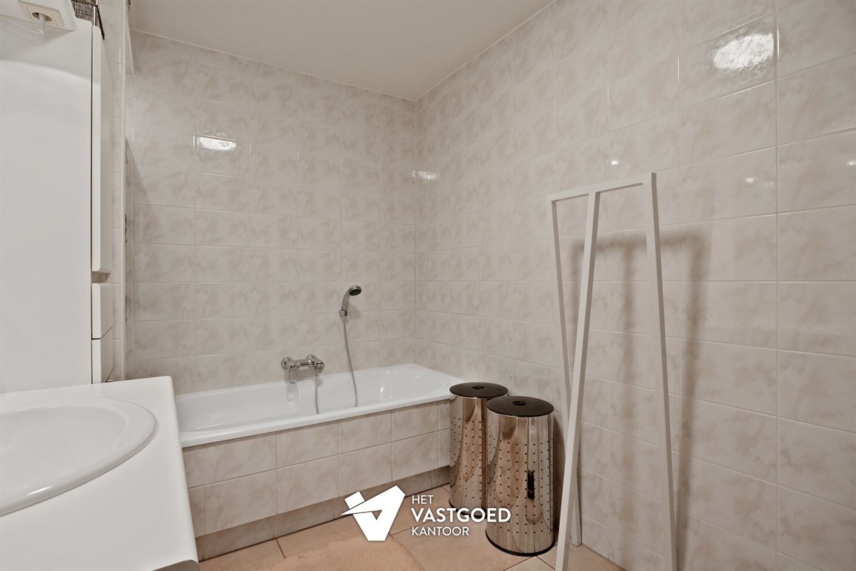 ZEER RUIM DUPLEX APPARTEMENT VAN 159 M² MET ZEER PRAKTISCHE INDELING EN KWALITATIEVE AFWERKING