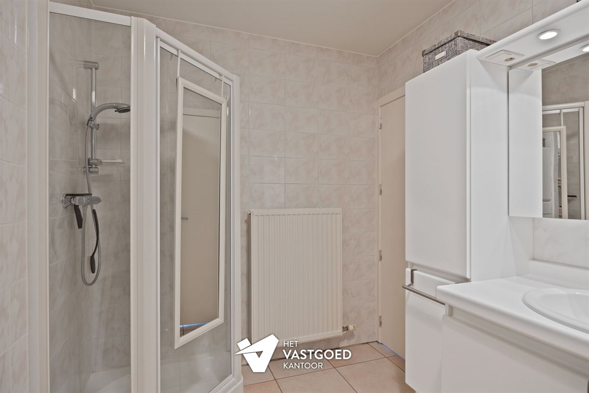 ZEER RUIM DUPLEX APPARTEMENT VAN 159 M² MET ZEER PRAKTISCHE INDELING EN KWALITATIEVE AFWERKING