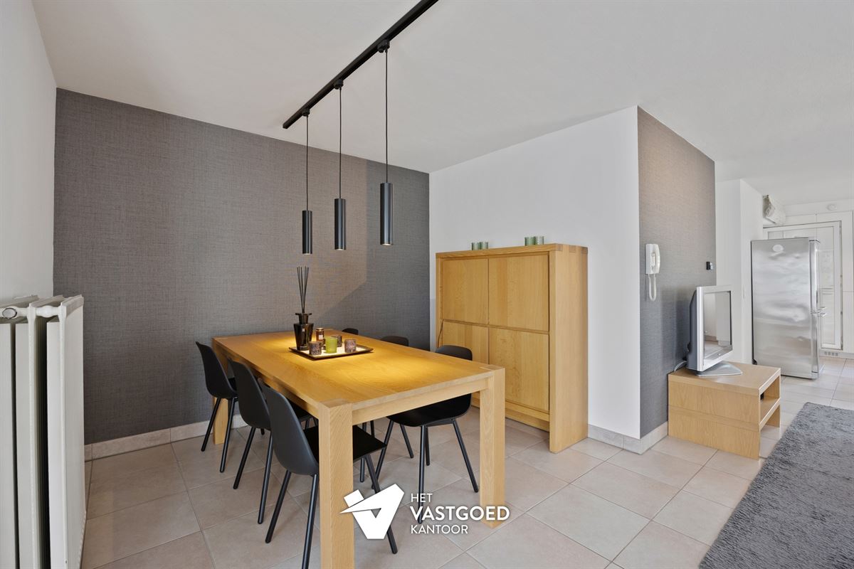 ZEER RUIM DUPLEX APPARTEMENT VAN 159 M² MET ZEER PRAKTISCHE INDELING EN KWALITATIEVE AFWERKING