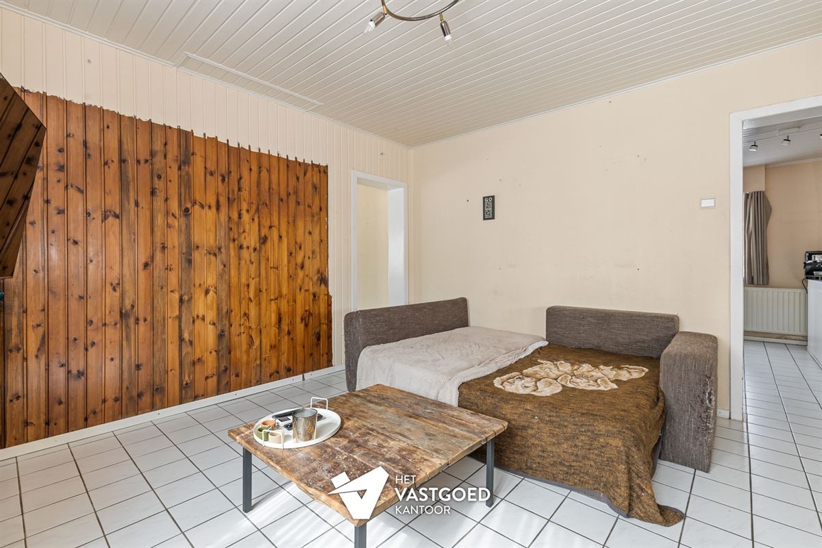 CHARMANTE WONING MET VEEL POTENTIEEL OP MOOI EN RUSTIG GELEGEN PERCEEL TE HAM