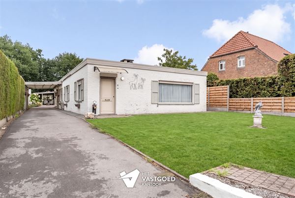 INSTAPKLARE, GELIJKVLOERSE WONING NABIJ CENTRUM