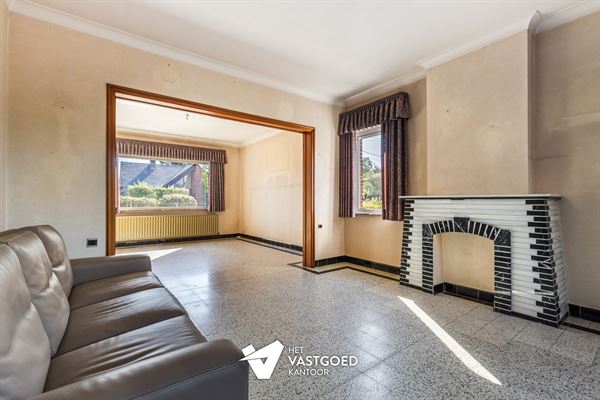 WONING MET POTENTIEEL (155M²) MET 3 SLAAPKAMERS EN GARAGE OP EEN PERCEEL VAN 12 ARE TE TESSENDERLO