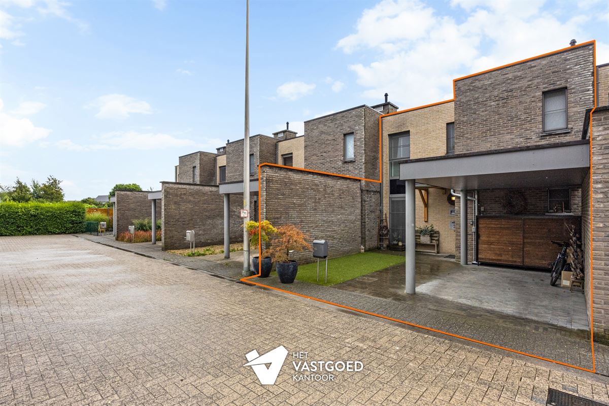 INSTAPKLARE WONING MET 3 SLAAPKAMERS EN TUIN MET TUINKAMER TE ZONHOVEN