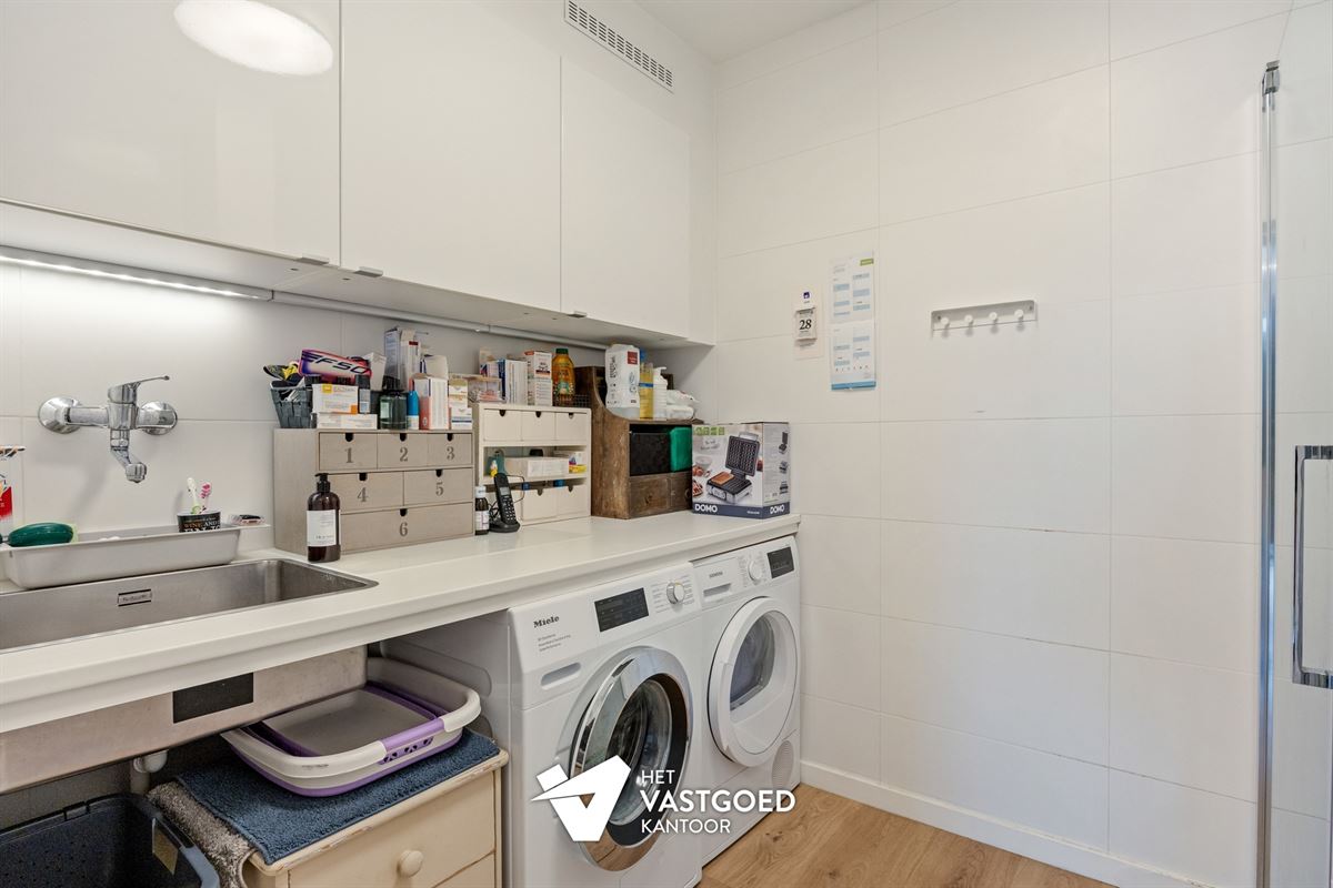 INSTAPKLARE WONING MET 3 SLAAPKAMERS EN TUIN MET TUINKAMER TE ZONHOVEN