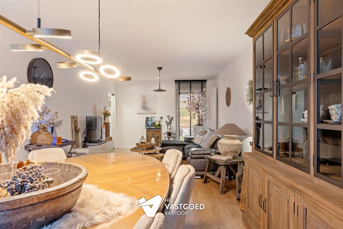 INSTAPKLARE WONING MET 3 SLAAPKAMERS EN TUIN MET TUINKAMER TE ZONHOVEN