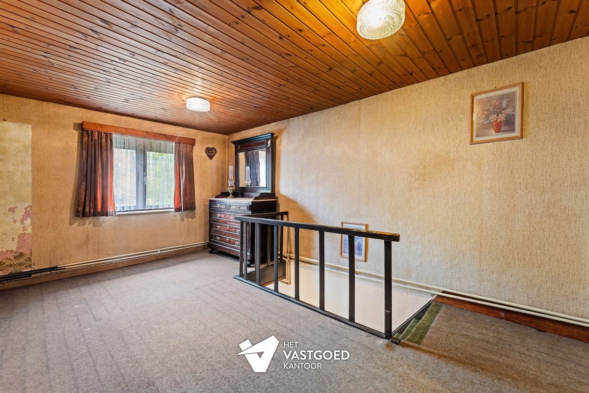 TE RENOVEREN WONING MET 3 SLAAPKAMERS TE BEVERLO