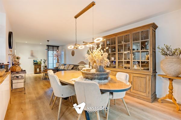 INSTAPKLARE WONING MET 3 SLAAPKAMERS EN TUIN MET TUINKAMER TE ZONHOVEN