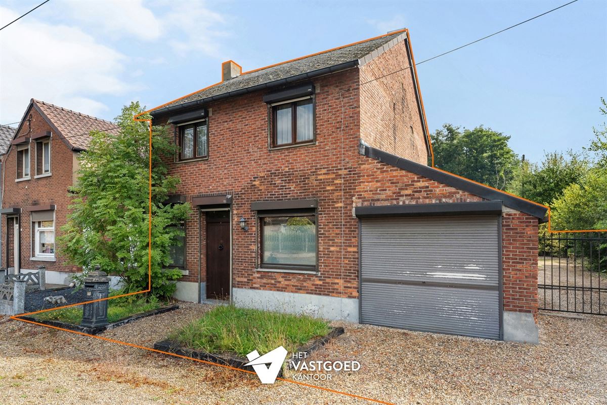 TE RENOVEREN WONING MET 3 SLAAPKAMERS TE BEVERLO