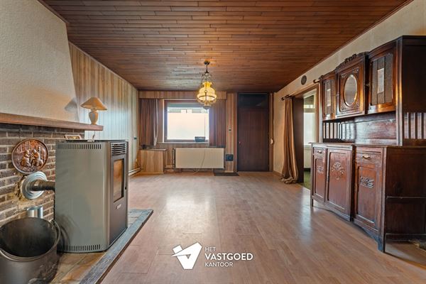TE RENOVEREN WONING MET 3 SLAAPKAMERS TE BEVERLO
