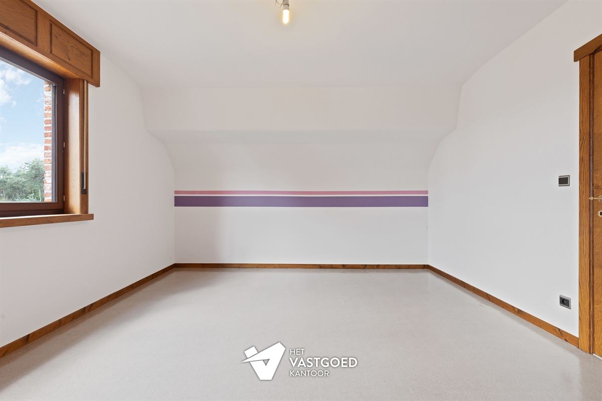 INSTAPKLARE OPEN WONING GELEGEN OP EEN RUSTIGE LIGGING
