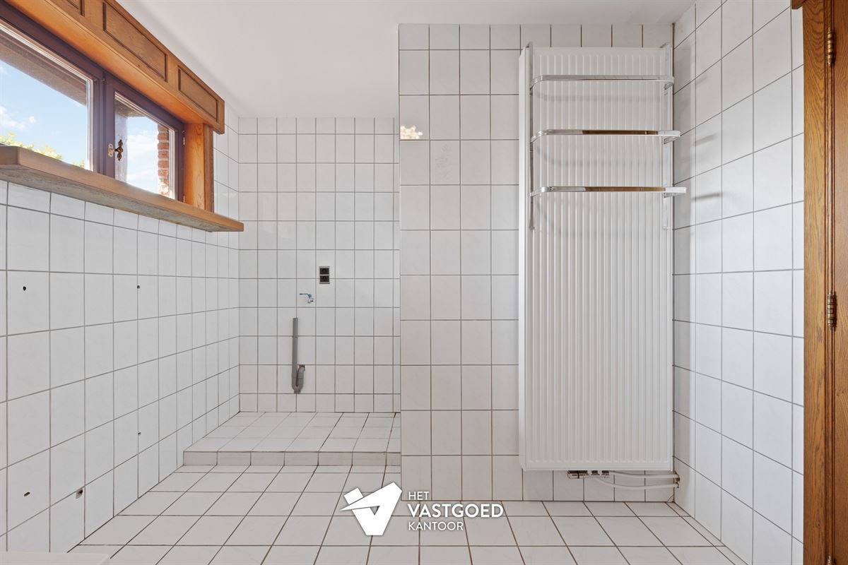 INSTAPKLARE OPEN WONING GELEGEN OP EEN RUSTIGE LIGGING