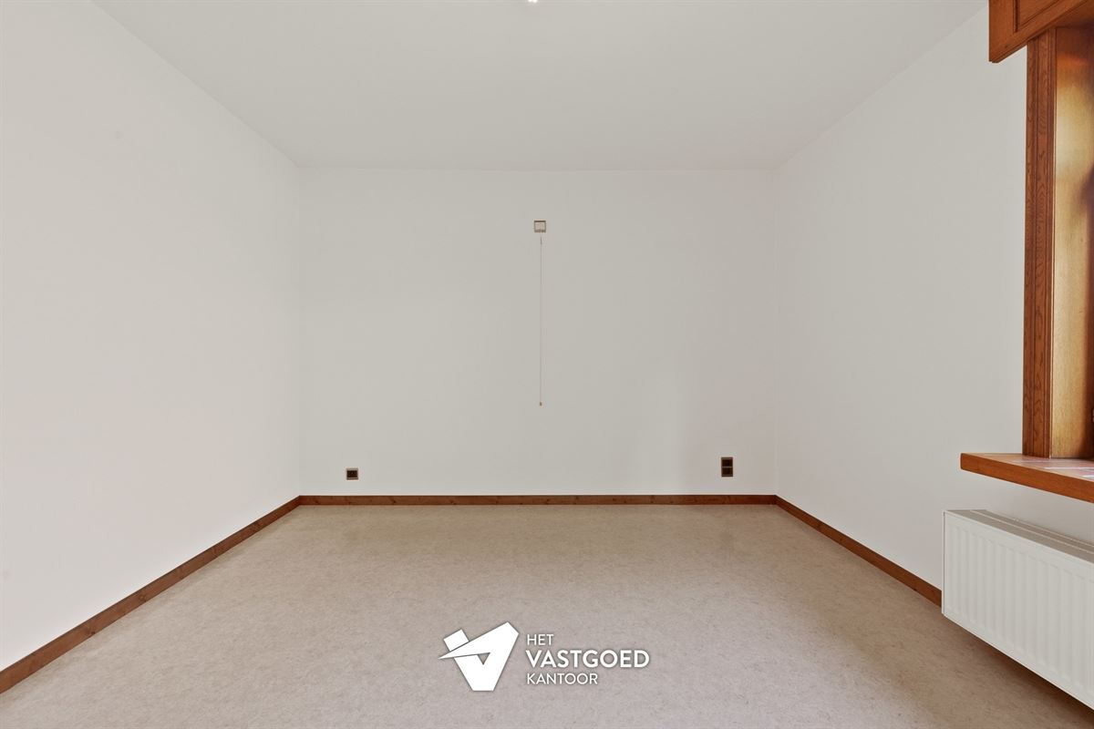 INSTAPKLARE OPEN WONING GELEGEN OP EEN RUSTIGE LIGGING