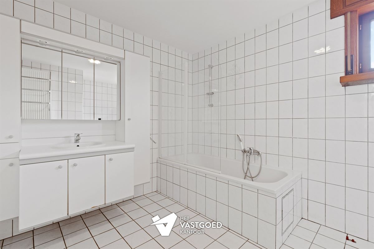 INSTAPKLARE OPEN WONING GELEGEN OP EEN RUSTIGE LIGGING