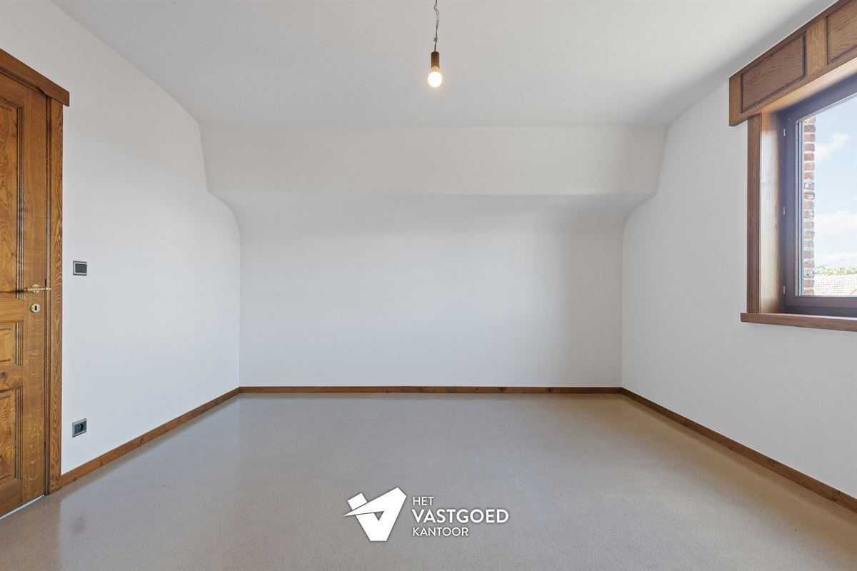 INSTAPKLARE OPEN WONING GELEGEN OP EEN RUSTIGE LIGGING