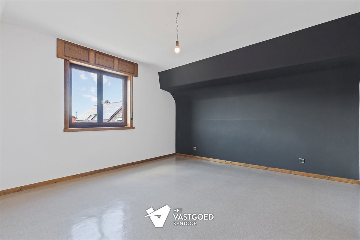 INSTAPKLARE OPEN WONING GELEGEN OP EEN RUSTIGE LIGGING