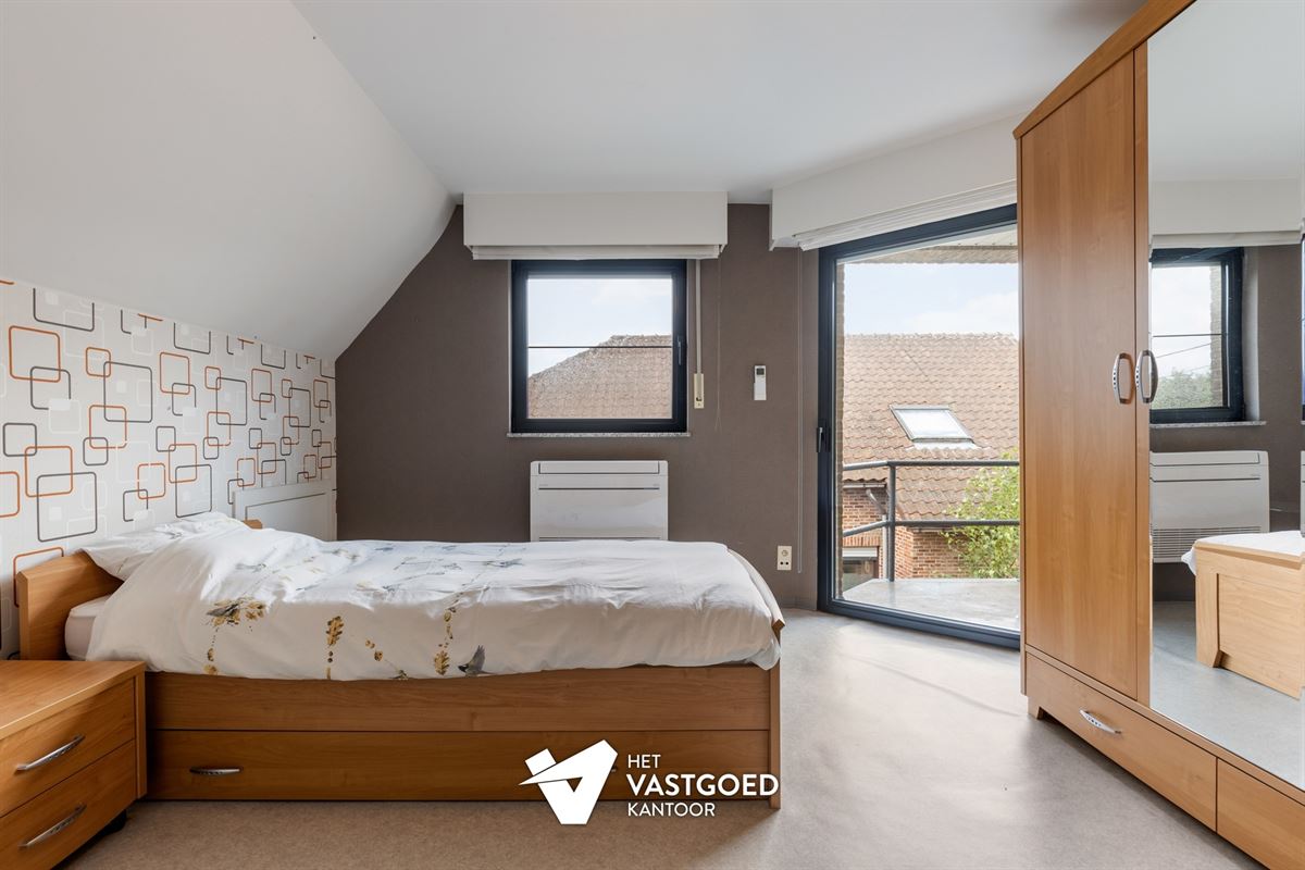 PERFECT ONDERHOUDEN, INSTAPKLARE WONING OP IDEALE LIGGING