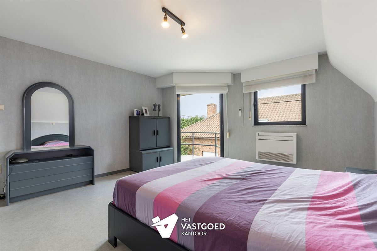 PERFECT ONDERHOUDEN, INSTAPKLARE WONING OP IDEALE LIGGING