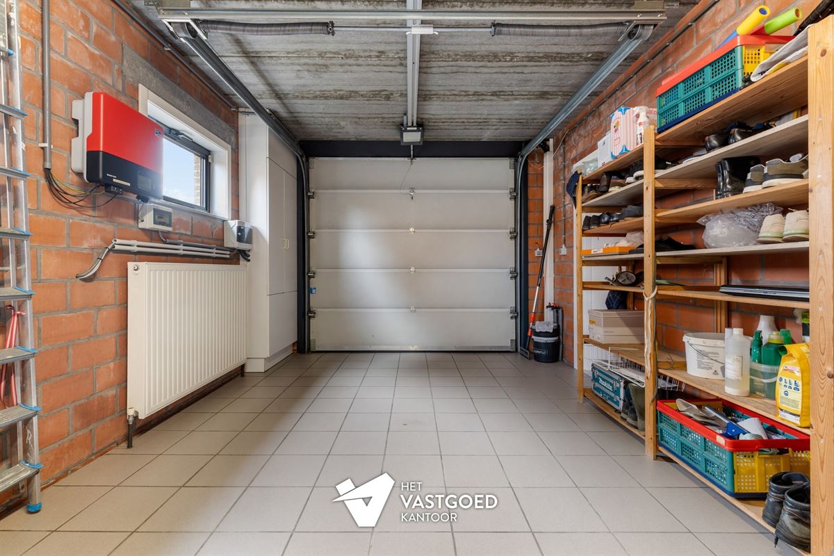 PERFECT ONDERHOUDEN, INSTAPKLARE WONING OP IDEALE LIGGING