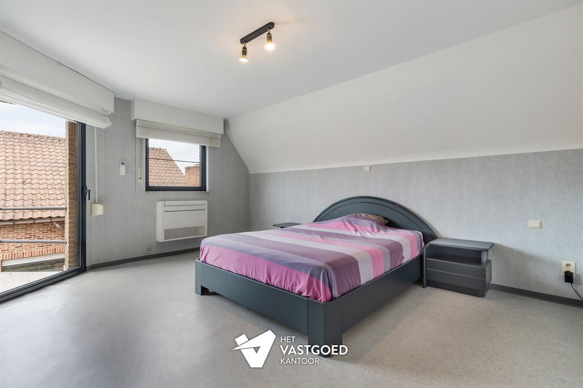 PERFECT ONDERHOUDEN, INSTAPKLARE WONING OP IDEALE LIGGING