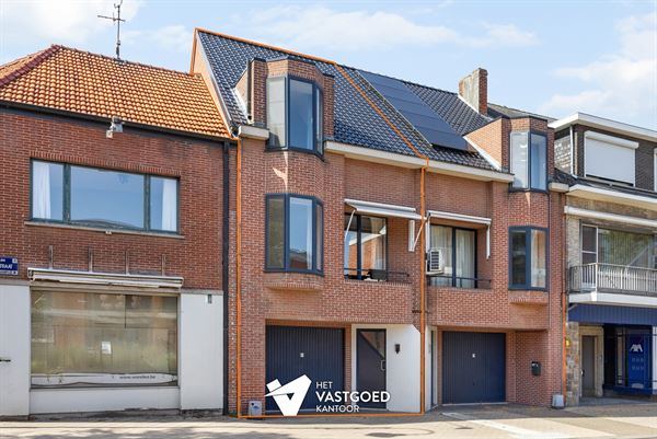 CENTRAAL GELEGEN, INSTAPKLAAR TRIPLEX APPARTEMENT
