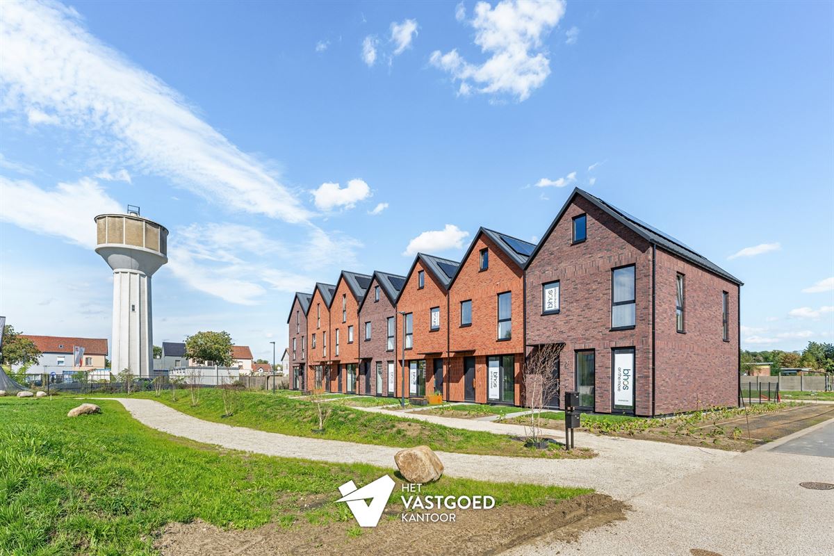 RUIMTELIJK, VOLLEDIG AFGEWERKT EN DUURZAAM WONEN OP TOPLOCATIE