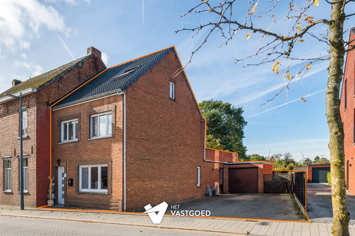 VERRASSEND RUIME WONING MET 3 SLAAPKAMERS GELEGEN OP EEN PERCEEL VAN 5A30 TE KWAADMECHELEN