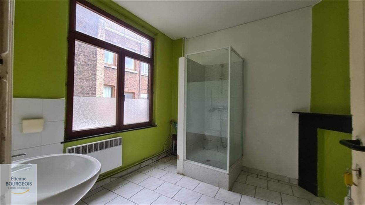 IMMEUBLE COMMERCIAL