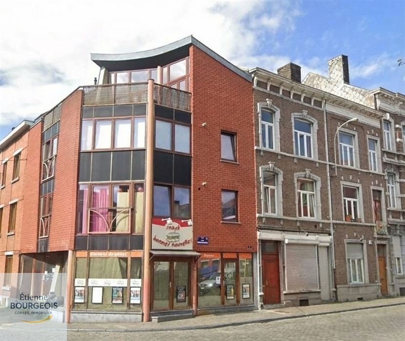 IMMEUBLE COMMERCIAL