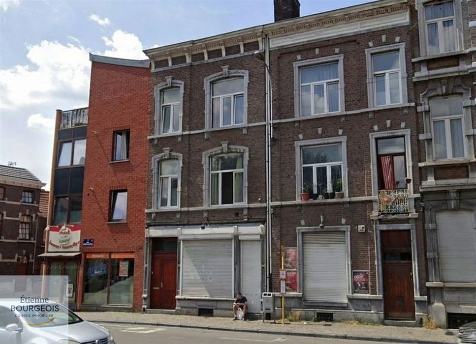 IMMEUBLE COMMERCIAL