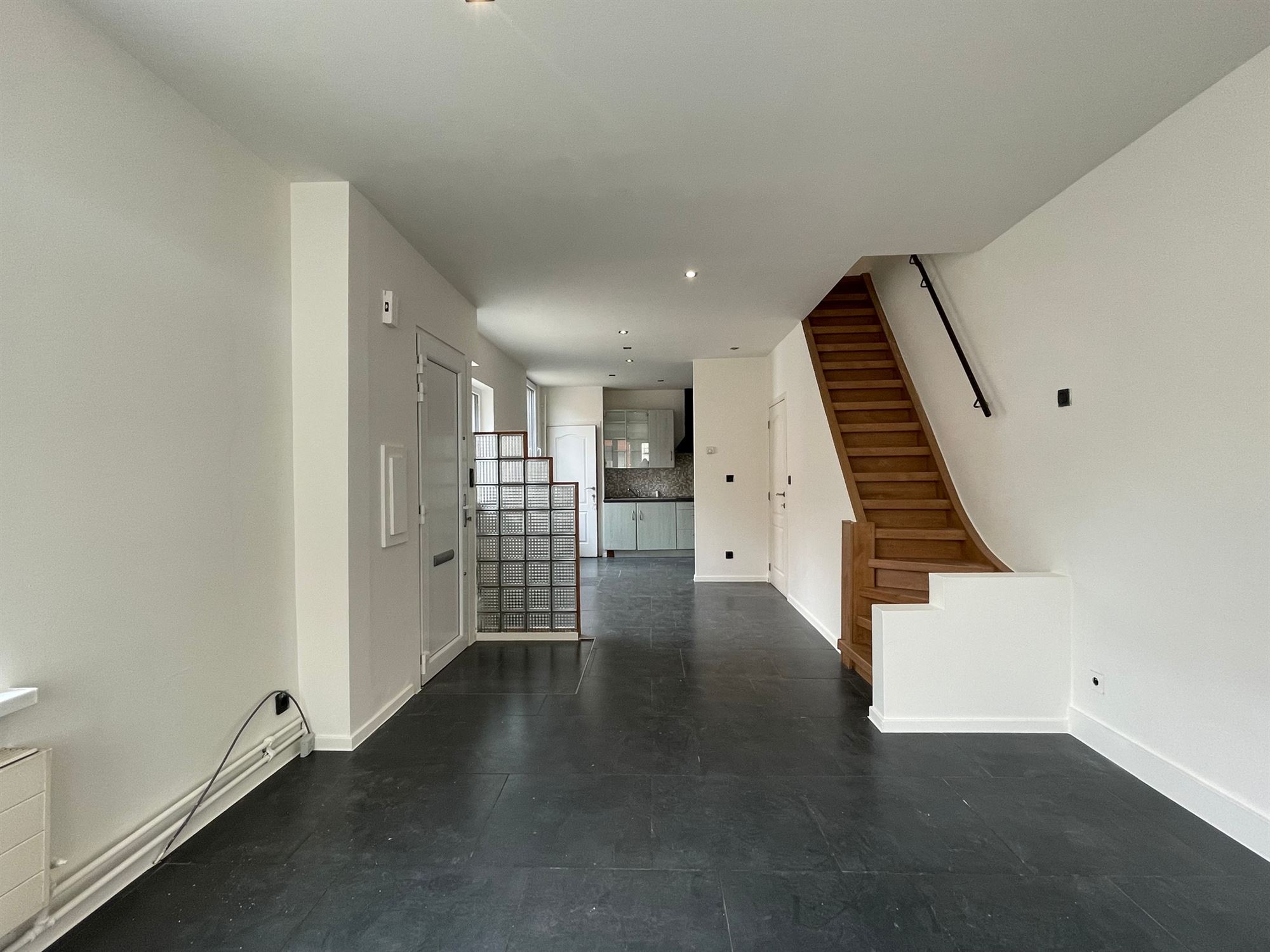 Hoekwoning in een schoolomgeving! OPTIE
