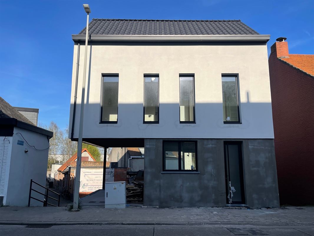 Uniek nieuwbouwwoning met staanplaats en tuintje!